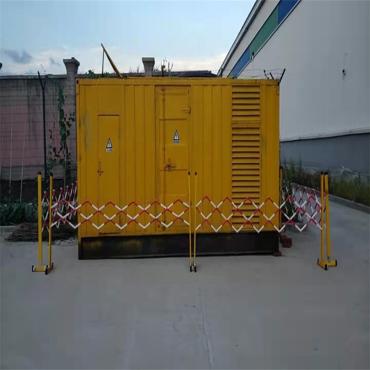 山阴发电机组油箱盖上留出小气孔有什么用？