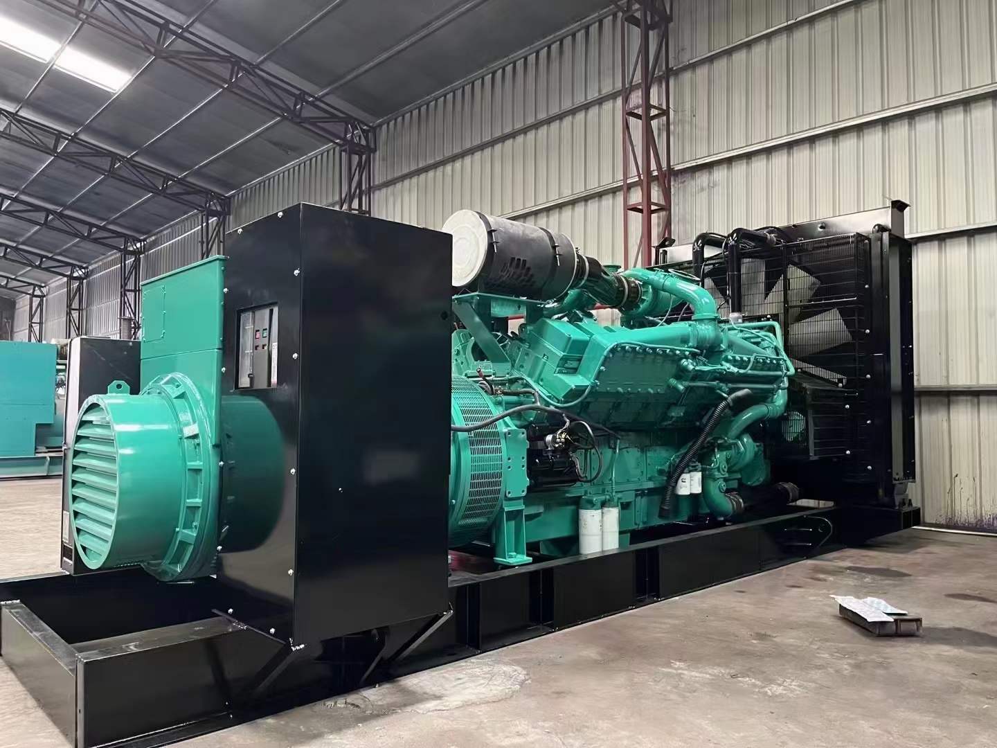 山阴如何评估无功补偿装置的性能和效果？