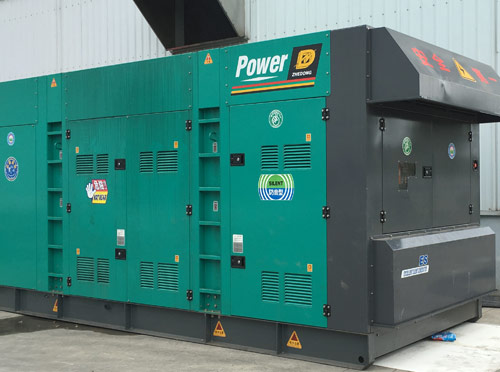 山阴升级发电机组的过程中需要注意哪些安全事项？